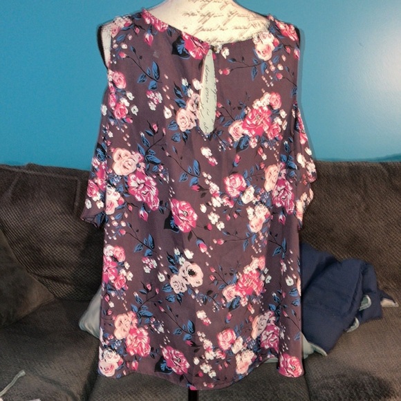 🎉4 for $20 Self Esteem Cold Shoulder Blouse, 2X - Picture 5 of 9